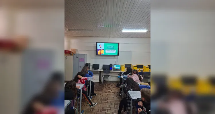 União de teoria e prática foi preponderante para entendimento dos conceitos.