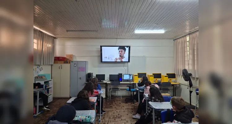 União de teoria e prática foi preponderante para entendimento dos conceitos.