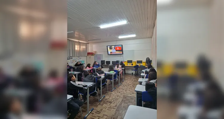 União de teoria e prática foi preponderante para entendimento dos conceitos.