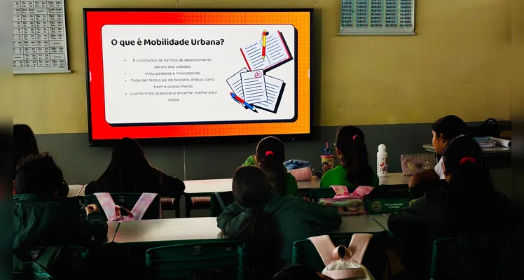Estudantes puderam aproximar os conhecimentos da produção com as experiências vividas no seu trajeto diário.