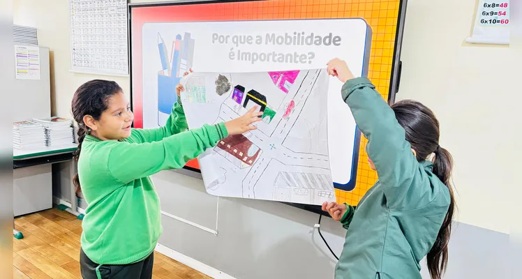 Estudantes puderam aproximar os conhecimentos da produção com as experiências vividas no seu trajeto diário.