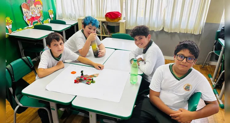 Veja os registros do trabalho em sala de aula.