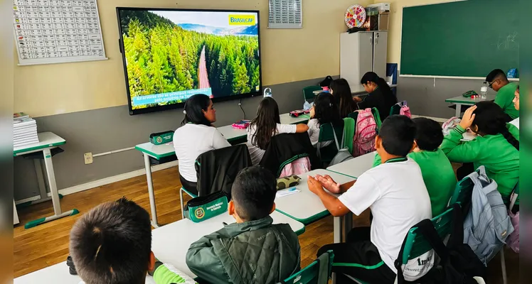 Estudantes puderam desfrutar de profundo conhecimento em sala de aula.
