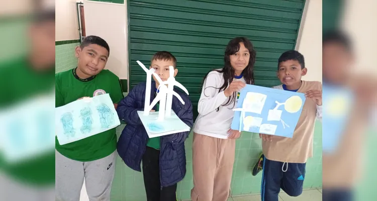Confira as produções dos alunos em sala de aula.