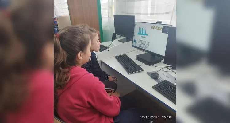 Veja os registros do trabalho em sala de aula.