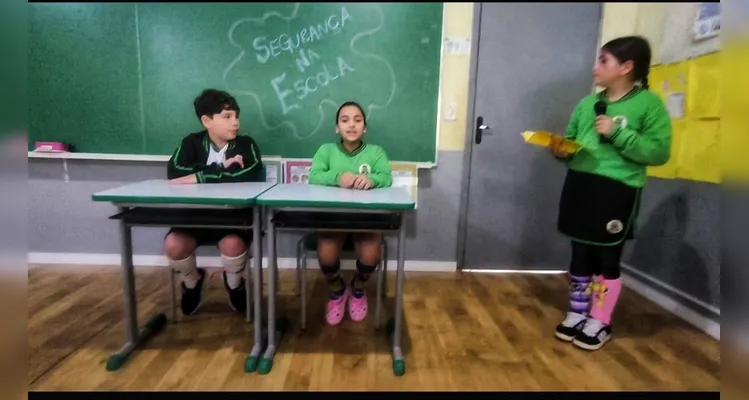 Veja a série de registros do amplo trabalho dentro e fora da sala de aula.