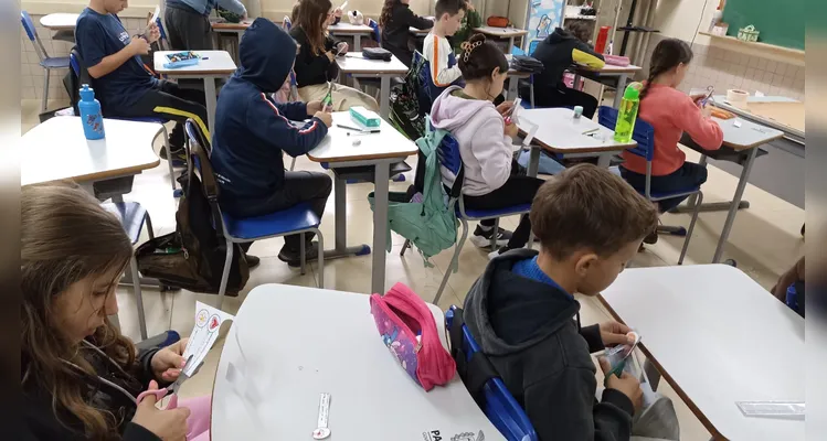 Veja a série de registros dos alunos em seus momentos pessoais e no amplo trabalho em sala.