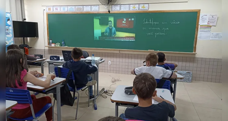 Veja a série de registros dos alunos em seus momentos pessoais e no amplo trabalho em sala.
