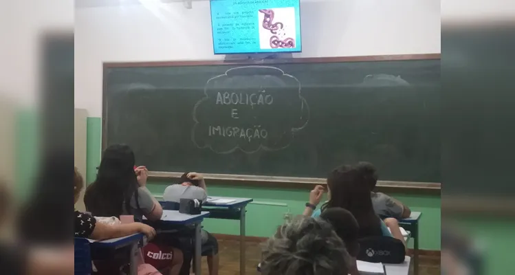 Estudantes puderam imergir em conteúdo histórico.