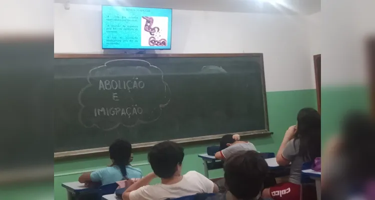 Estudantes puderam imergir em conteúdo histórico.