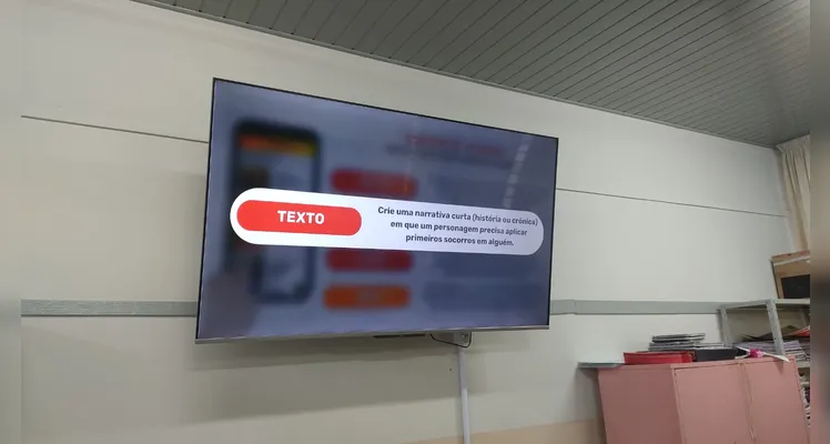Confira alguns registros do trabalho em sala de aula.