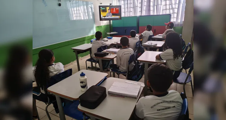 Veja os registros dos trabalhos em sala de aula com a temática abrangente.