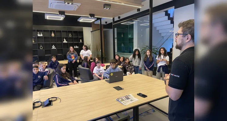Veja os registros da visitação dos estudantes reboucenses na manhã desta quinta-feira.