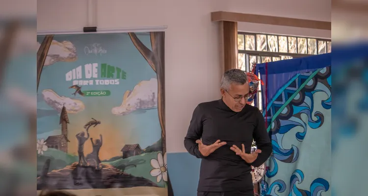 Dia de Arte para Todos leva teatro a áreas periféricas e rurais de PG