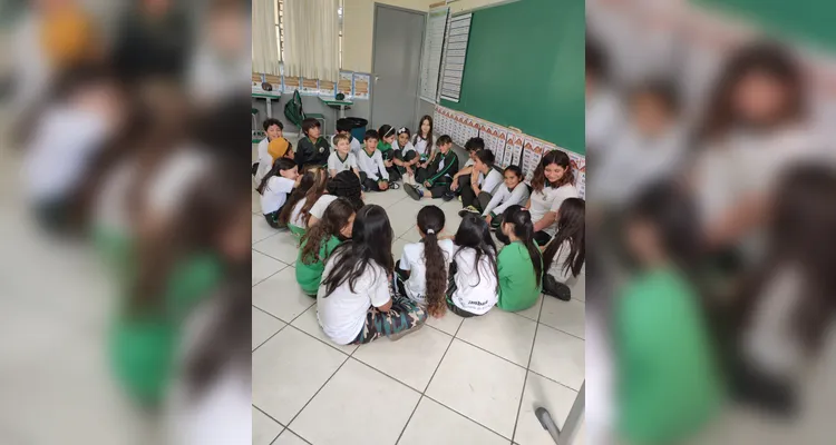 Confira alguns registros do trabalho em sala de aula.