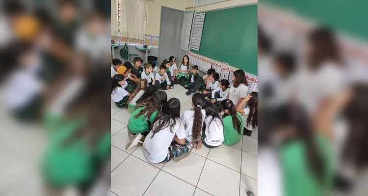 Confira alguns registros do trabalho em sala de aula.