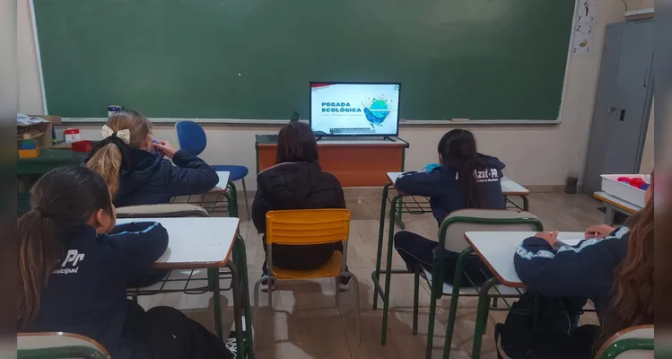 Veja os registros do amplo trabalho dentro e fora da sala de aula.