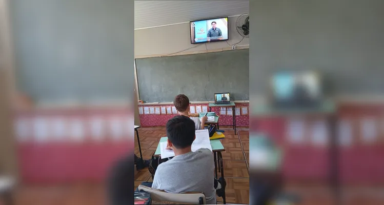 Trabalho contou com registros em sala e dos alunos em relação ao entendimento do conteúdo.