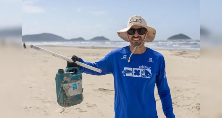 Mutirão de limpeza de praias convoca voluntários para ações no litoral do PR
