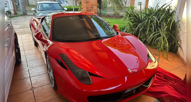PF apreende imóveis, carros e bens de luxo avaliados em R$ 13,8 mi no PR e SP