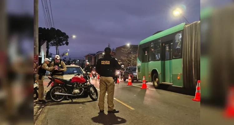 Três pessoas são presas durante Operação Nhapecani em PG e Palmeira
