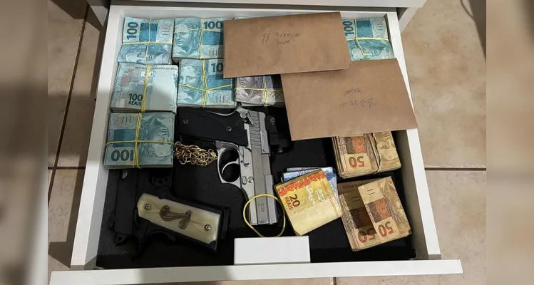 Polícia Federa investiga esquema milionário de tráfico de drogas em aeronaves no Paraná