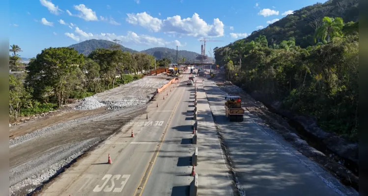 Ponte de Guaratuba alcança 73% de execução e avança nos acessos e trecho estaiado