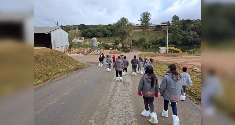 A proposta possibilitou a turma vivenciar uma rica experiência pedagógica.