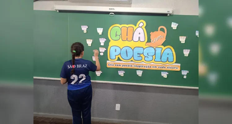 O projeto criativo proporcionou aos alunos a possibilidade de se aprofundar no mundo das poesias.