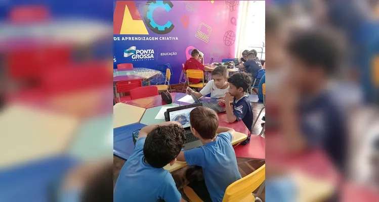 A proposta foi iniciada com amplas pesquisas no LAC e finalizada com a elaboração das representações do Sistema Solar.