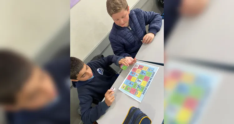 A videoaula do Vamos Ler e VCG foi o ponto de partida para as ações da turma, que também realizou levantamentos e gráficos sobre a mobilidade dos alunos, além de ações externas de conscientização.