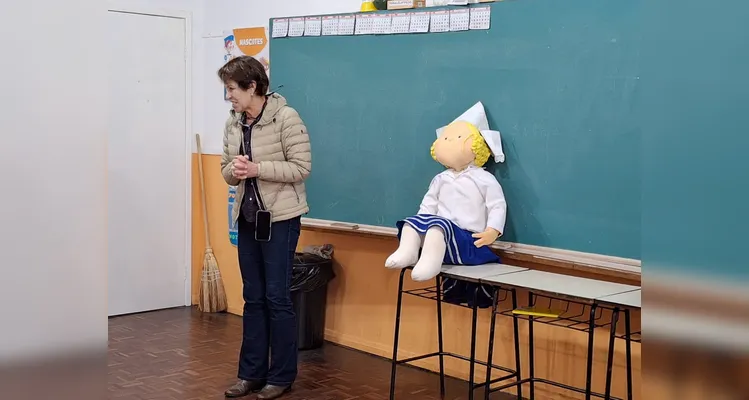 A contação de história se transformou em um verdadeiro diálogo, no qual os alunos puderam fazer perguntas, expressar impressões e relacionar o conteúdo com suas próprias vivências.