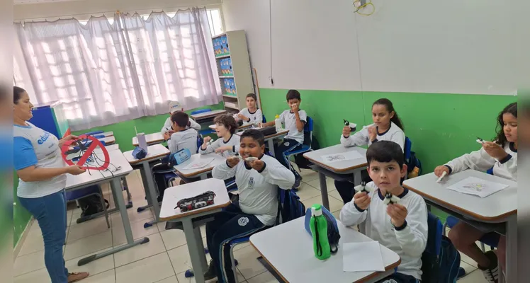 Confira os registros do trabalho em sala de aula.