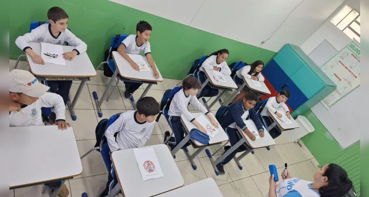 Confira os registros do trabalho em sala de aula.
