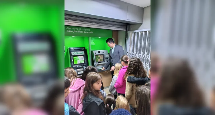 A experiência permitiu a turma compreender, de maneira prática e concreta, os conteúdos estudados em sala de aula.