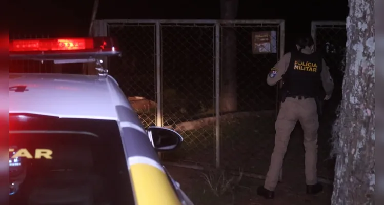 Homem fica ferido após levar tiro acidental durante confraternização em PG