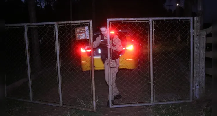 Homem fica ferido após levar tiro acidental durante confraternização em PG