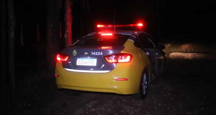 Homem fica ferido após levar tiro acidental durante confraternização em PG