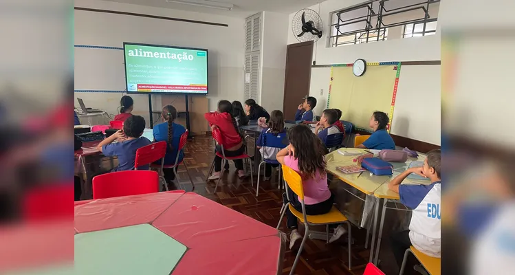 A experiência proporcionou a troca de saberes entre os estudantes, a cooperação e a valorização de práticas saudáveis.