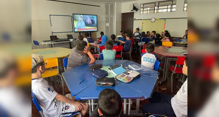A experiência proporcionou a troca de saberes entre os estudantes, a cooperação e a valorização de práticas saudáveis.