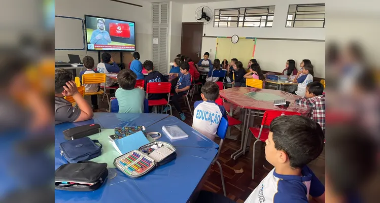 A experiência proporcionou a troca de saberes entre os estudantes, a cooperação e a valorização de práticas saudáveis.