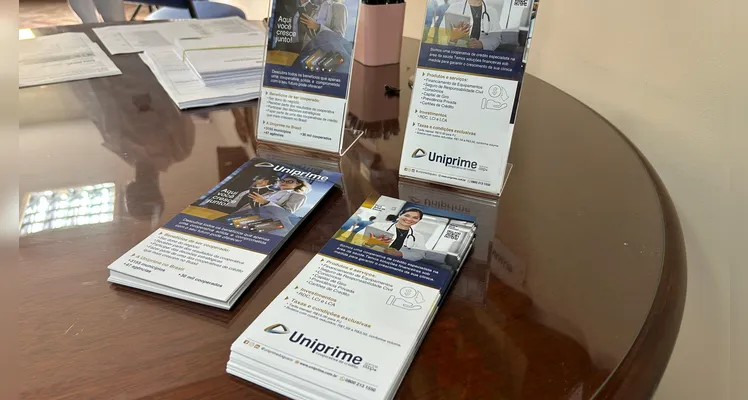 Uniprime doa mais de 250 jalecos aos enfermeiros da Santa Casa