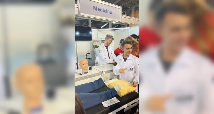 O momento levou importantes aprendizados aos estudantes e possibilitou valiosos diálogos com acadêmicos e professores.