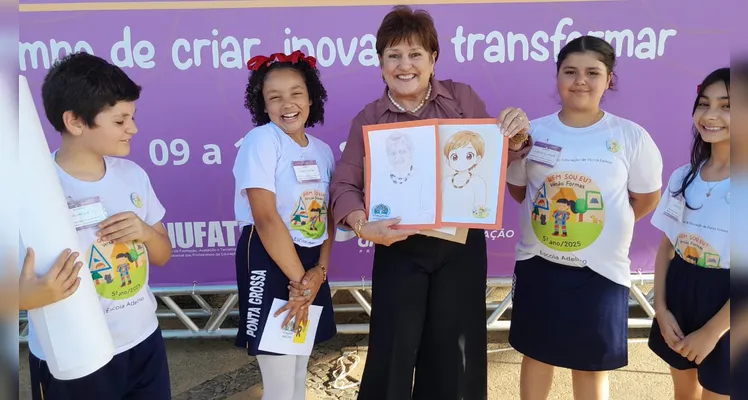 A dinâmica ocorreu de forma muito natural e representou uma experiência enriquecedora aos alunos.
