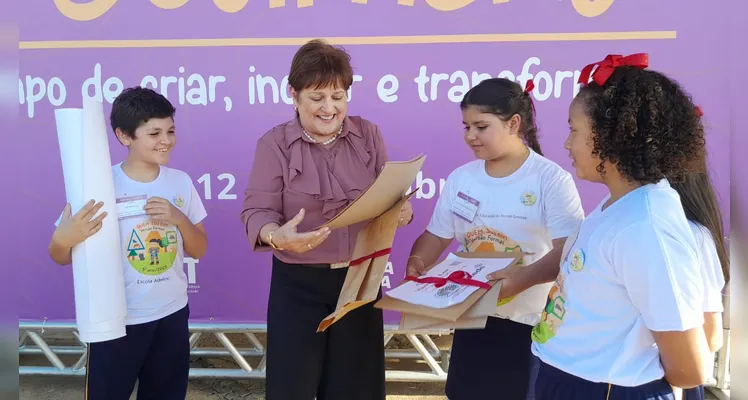 A dinâmica ocorreu de forma muito natural e representou uma experiência enriquecedora aos alunos.
