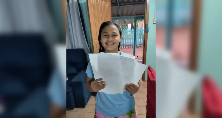 Como atividades, os educandos escreveram textos sobre o que aprenderam com a videoaula e realizaram fotografias de materiais renováveis e recicláveis que tinham em casa.