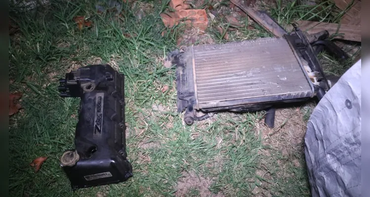 Veículo furtado é encontrado destruído após incêndio em PG