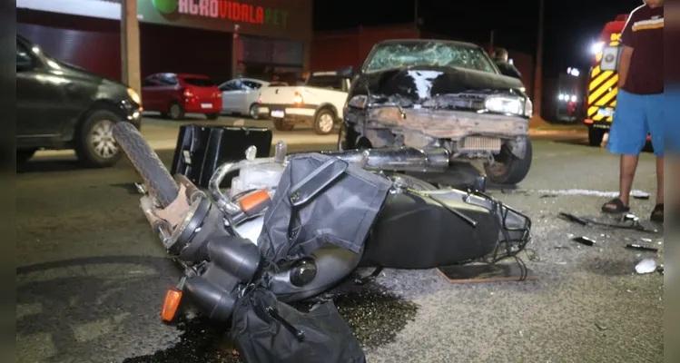 Acidente na Antônio Saad deixa um motociclista ferido em PG
