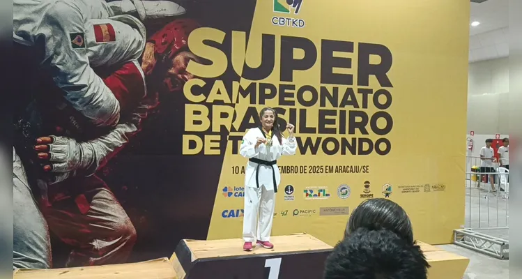 Casal ponta-grossense garante pódio no Super Brasileiro de Taekwondo, no Sergipe