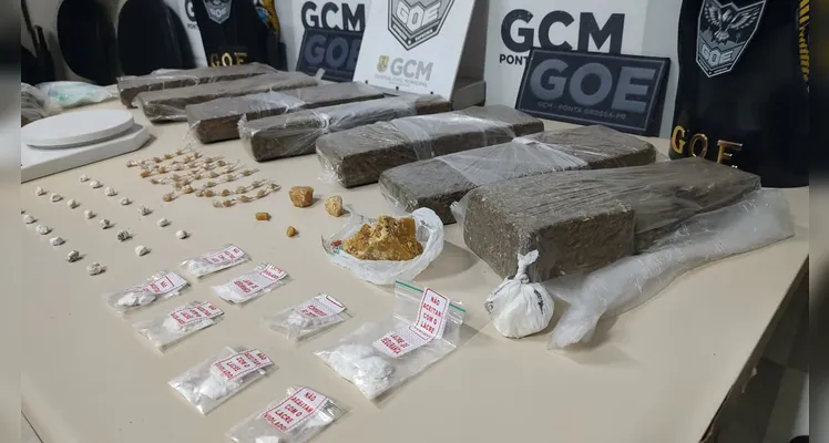 Homem foge e abandona parceiro com 6 kg de maconha no Jardim Paraíso